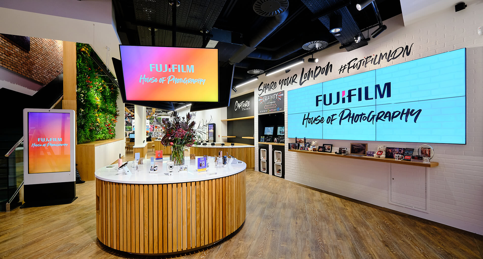 Fujfiilm flagship store