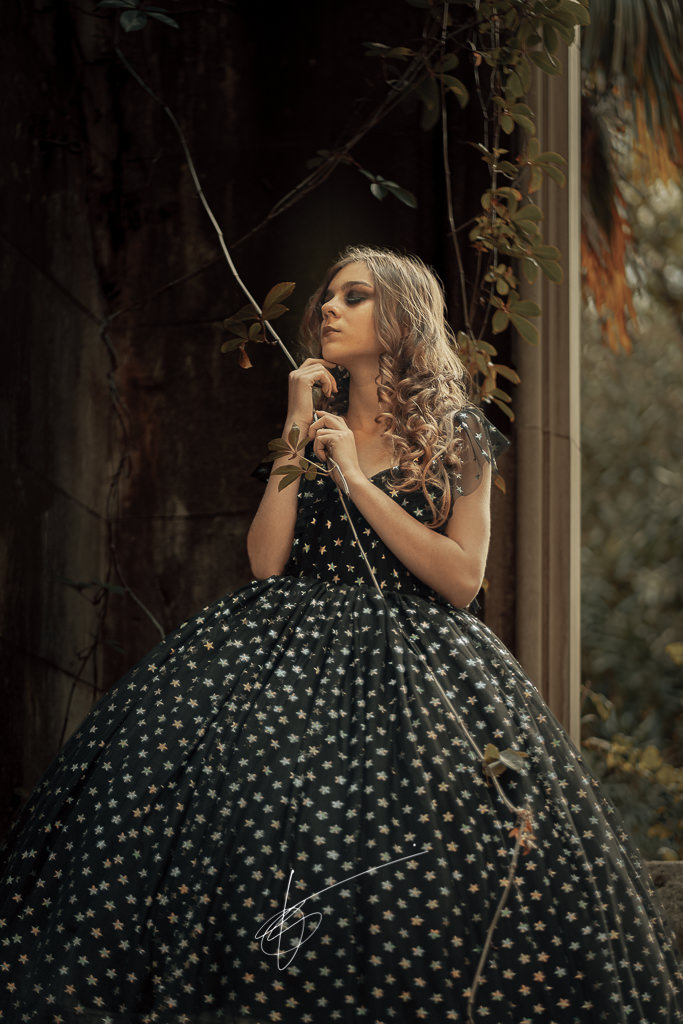 BeautiCa Magazine Halloween Photoshoot Portrait photography Lightroom dream princess