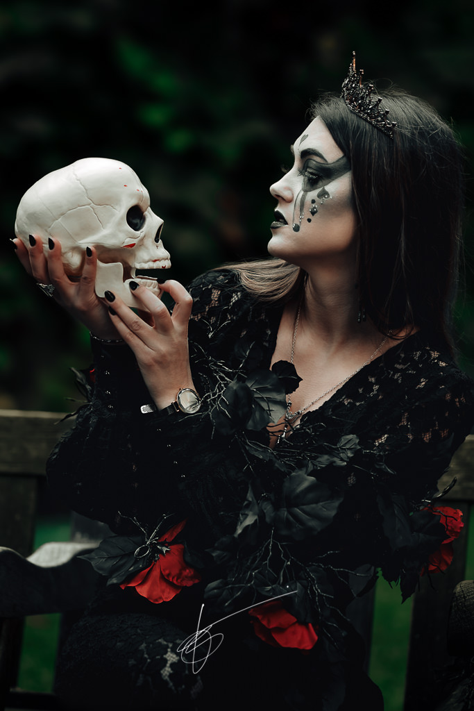BeautiCa Magazine Halloween Photoshoot Portrait photography Lightroom skull